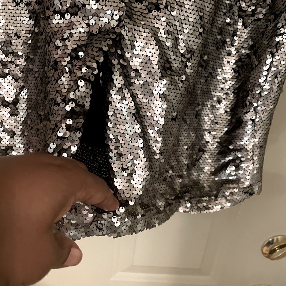 Worthington pewter sequin skirt with split and elastic waist - Picture 3 of 4